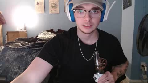 LiamNotSoNormal online show from 14, 12, 2025