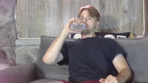 Liam and Zoe online show from 9, 9, 2025