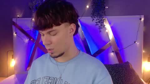 Liam Thunder online show from 20, 11, 2025