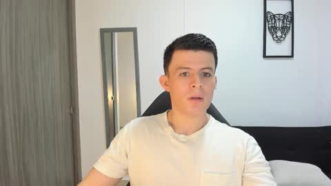 lian_eathan online show from 18, 10, 2025