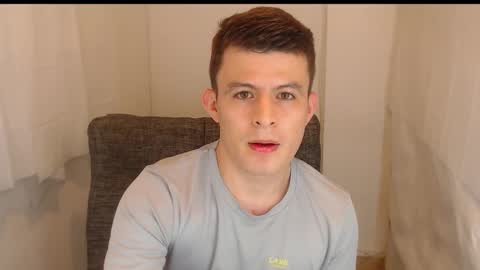 lian_eathan online show from 15, 12, 2025