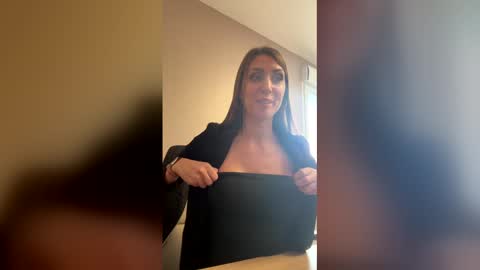 Lib ertine32 online show from 3, 3, 2026