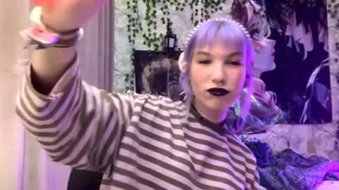 Lola online show from 19, 9, 2025