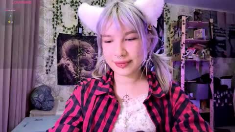 Lola online show from 8, 10, 2025