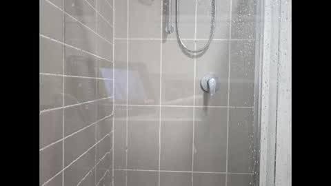 lickitwell29 online show from 14, 12, 2024