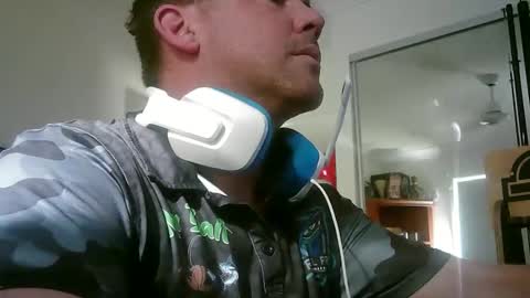 lickitwell29 online show from 11, 4, 2026