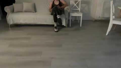 Snapshot of liferacw chatting on 24, 10, 2025 SofieXxxDoll online show from 24, 10, 2025