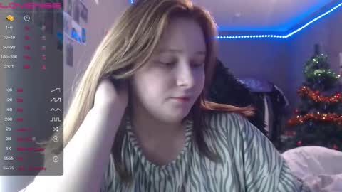 light_lunaa online show from 12, 1, 2026