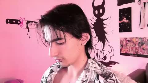 Ezio online show from 9, 3, 2025