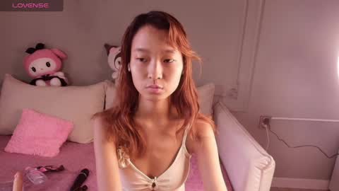 Lihn Pham online show from 3, 4, 2026