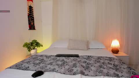 Snapshot of liia_sweett chatting on 8, 10, 2025 Lia Sweet online show from 8, 10, 2025