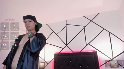 Snapshot of liiam_smith_ chatting on 8, 2, 2025 liiam_smith_ online show from 8, 2, 2025