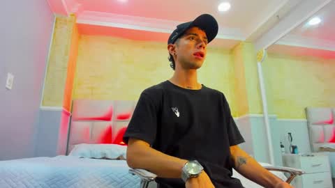 L I I A M online show from 10, 2, 2025