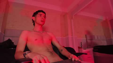 L I I A M online show from 18, 2, 2025