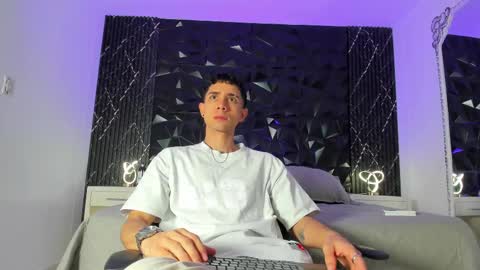 L I I A M online show from 10, 3, 2025