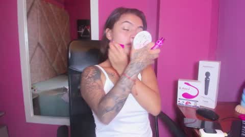 LiisaKiss online show from 11, 10, 2025