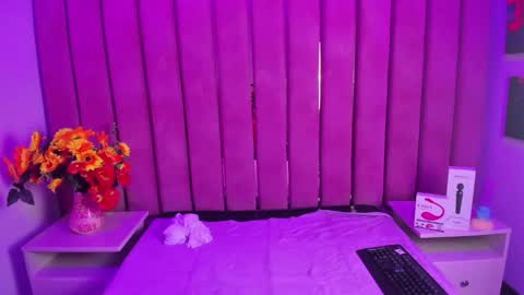 LiisaKiss online show from 21, 10, 2025