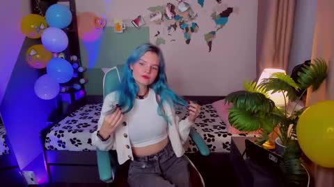 Snapshot of lika_sky chatting on 27, 9, 2025 lika_sky online show from 27, 9, 2025