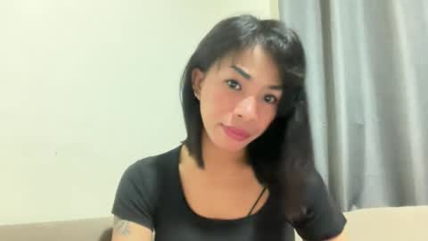 Snapshot of likliklicklengleng chatting on 27, 10, 2025 Leng online show from 27, 10, 2025