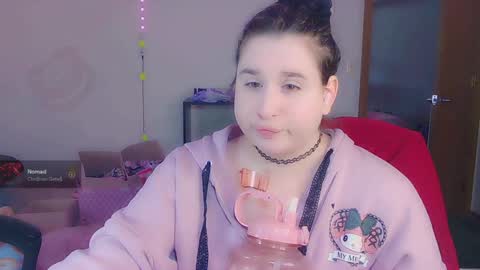 Snapshot of lil_alison_heart chatting on 3, 1, 2025 Lil Alison Heart online show from 3, 1, 2025