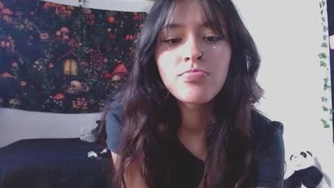 Snapshot of lil_angel7 chatting on 14, 10, 2025 lil angel7 online show from 14, 10, 2025