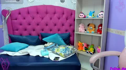 Lili Cey online show from 5, 2, 2025