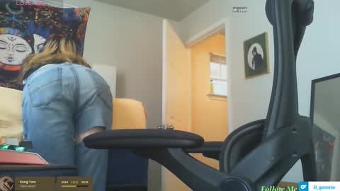 lil gemmie online show from 13, 11, 2025