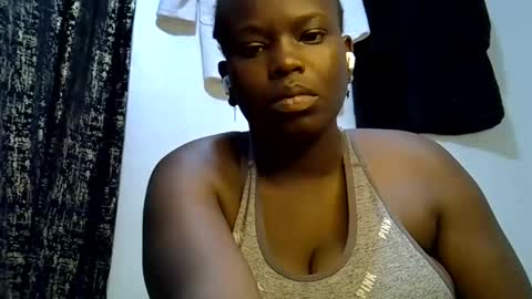 lil_miss23 online show from 5, 10, 2025