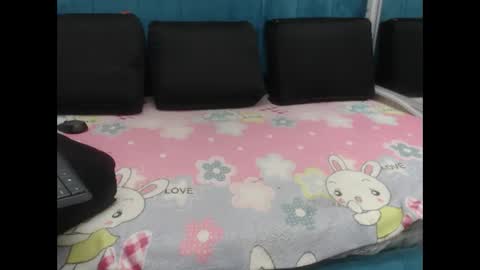 lil_rose2006 online show from 15, 10, 2025