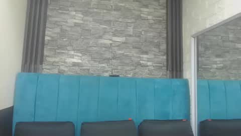 lil_rose2006 online show from 20, 10, 2025