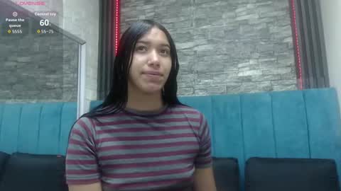 lil_rose2006 online show from 22, 11, 2025