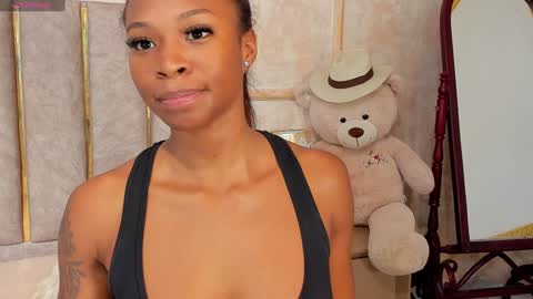 lila bailey  online show from 4, 12, 2024