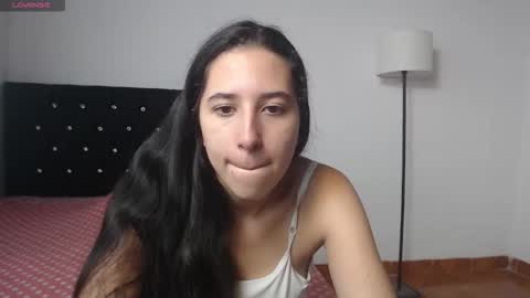 Lila Cream online show from 17, 10, 2025