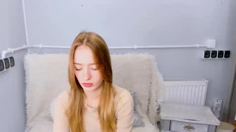 Snapshot of liladesire chatting on 2, 11, 2025 LiliaDesire online show from 2, 11, 2025