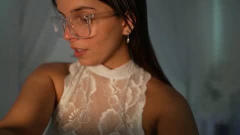Rebecca online show from 7, 10, 2025