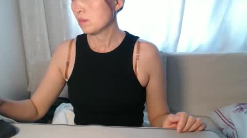 Snapshot of lilca23 chatting on 22, 10, 2025 lilca23 online show from 22, 10, 2025