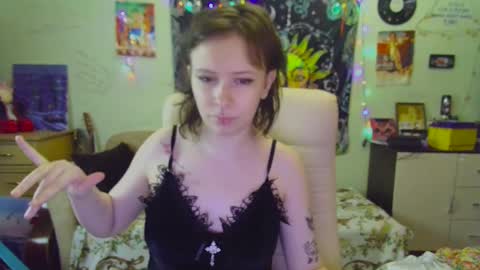 Lil online show from 27, 2, 2025