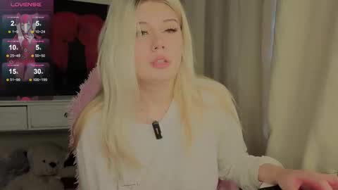 Snapshot of lilhornyprincess chatting on 29, 10, 2025 Nika and Lori online show from 29, 10, 2025