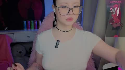 Snapshot of lilhornyprincess chatting on 15, 11, 2025 Nika and Lori online show from 15, 11, 2025