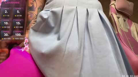 Snapshot of lili_01 chatting on 13, 11, 2025 Lili online show from 13, 11, 2025