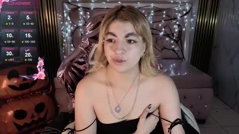 Lili online show from 22, 10, 2025