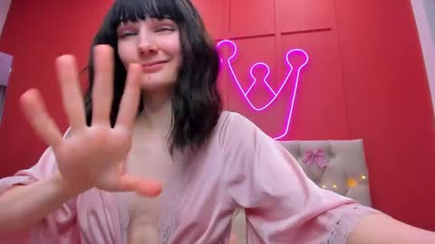 Lilli  follow me kiss online show from 7, 1, 2025