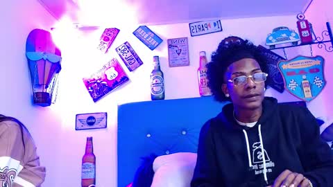 lili_roussi online show from 12, 10, 2025