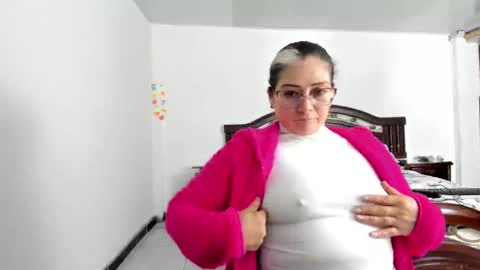 liliamilf online show from 4, 12, 2024