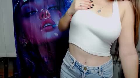 Snapshot of lilianalips chatting on 17, 10, 2025 Liliana online show from 17, 10, 2025