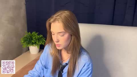 LilianLees online show from 7, 10, 2025