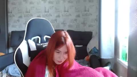 liliawoolf online show from 13, 2, 2025