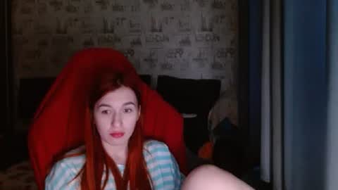 liliawoolf online show from 15, 2, 2025