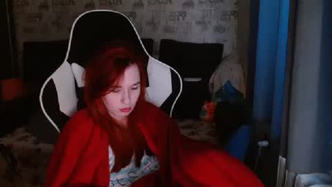 liliawoolf online show from 19, 2, 2025