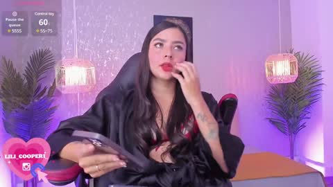 Lili Cooper online show from 9, 1, 2025